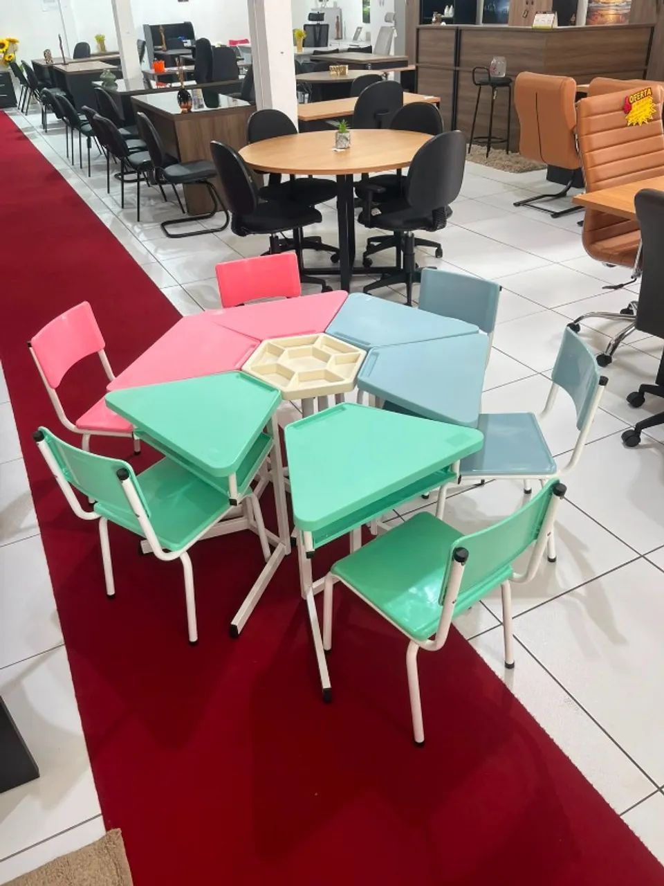 Mesas e cadeiras escolares - Foto 4