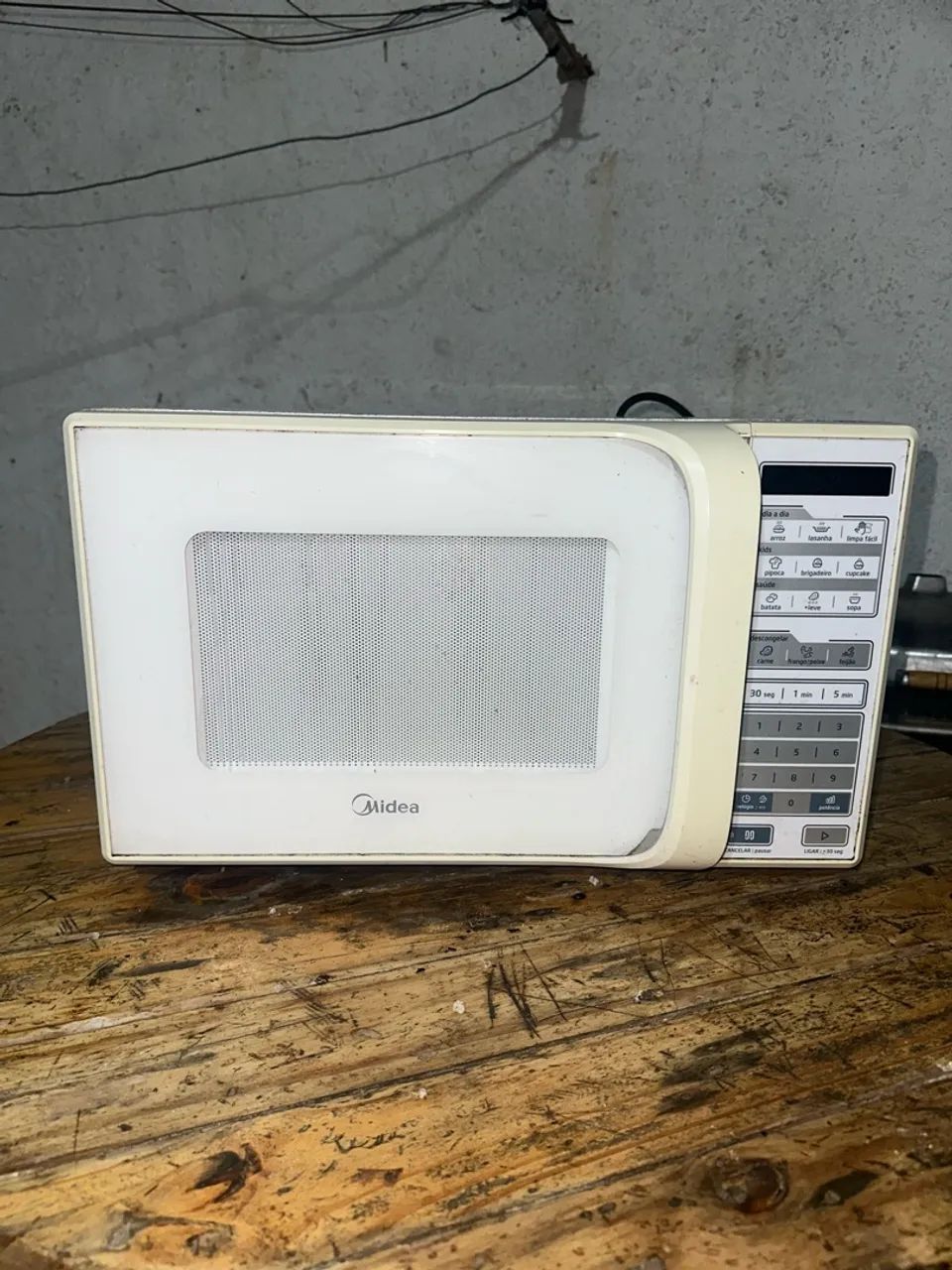 Microondas Midea 31 litros