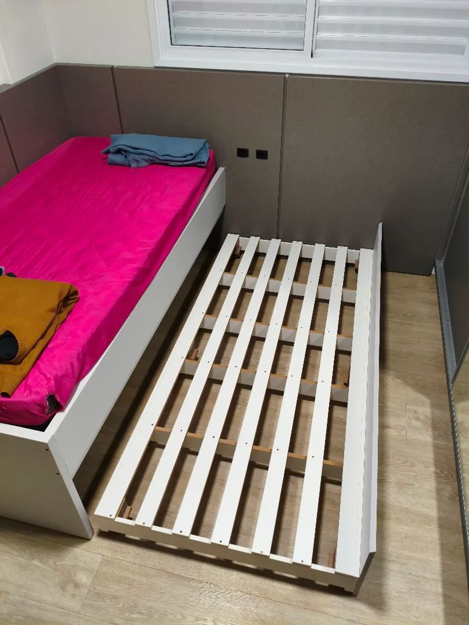 Cama auxiliar com rodinhas - Foto 2