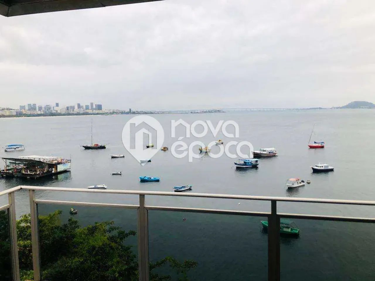 Urca | Apartamento 4 quartos, sendo 2 suites - Foto 2