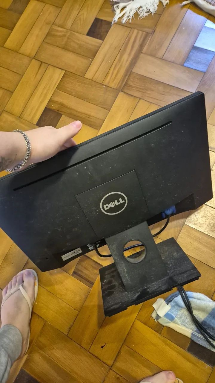 TV antiga e não sei dizer como está de funcionamento. - Foto 4