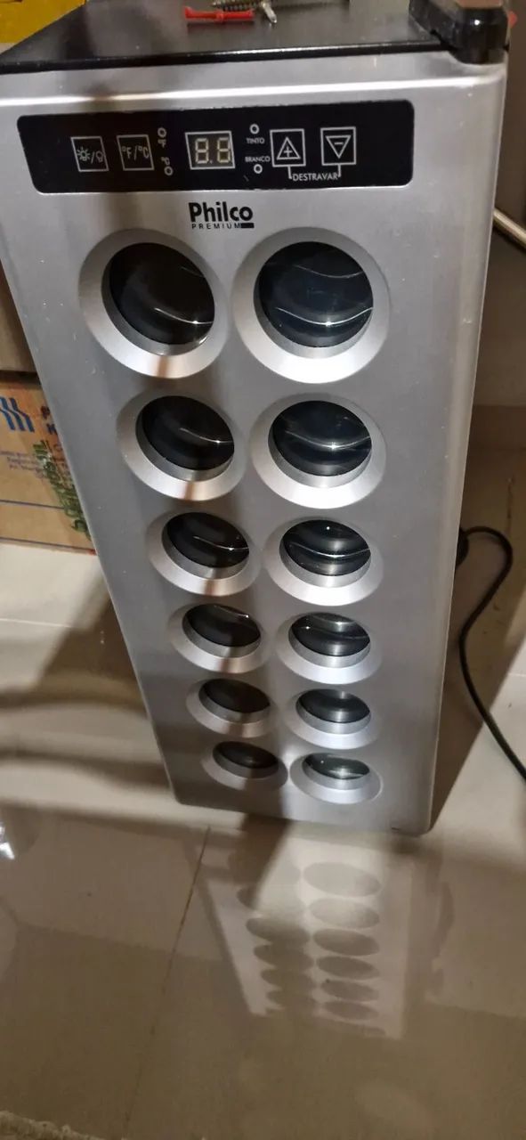 Adega philco 12 garrafas
