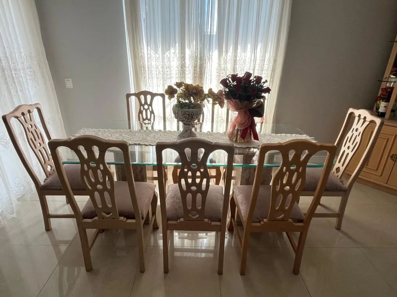 Mesa de vidro com pé de mármore  - Foto 2