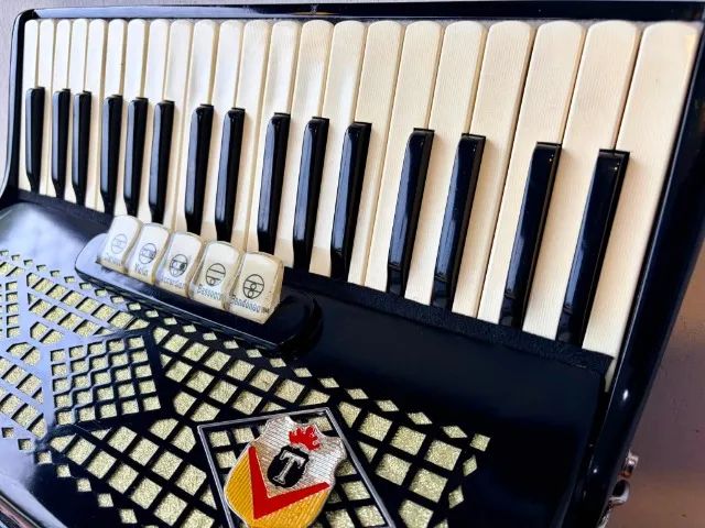 Acordeon Todeschini Super 5 - Foto 3