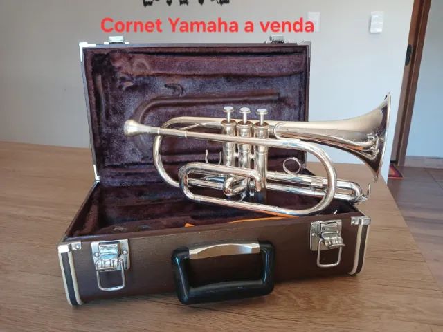 Cornet Yamaha em Si bemol Prateado com estojo - Foto 5