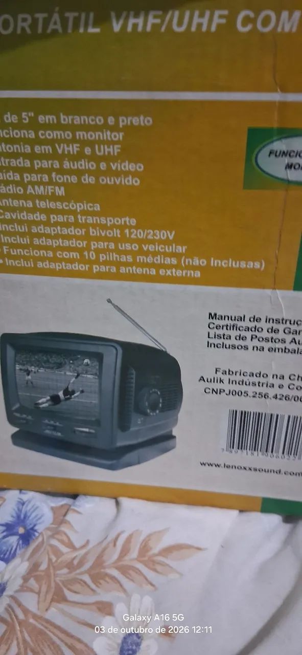 Vendo televisor 10 polegadas , super conservada e funcionado.  Valor negociável!