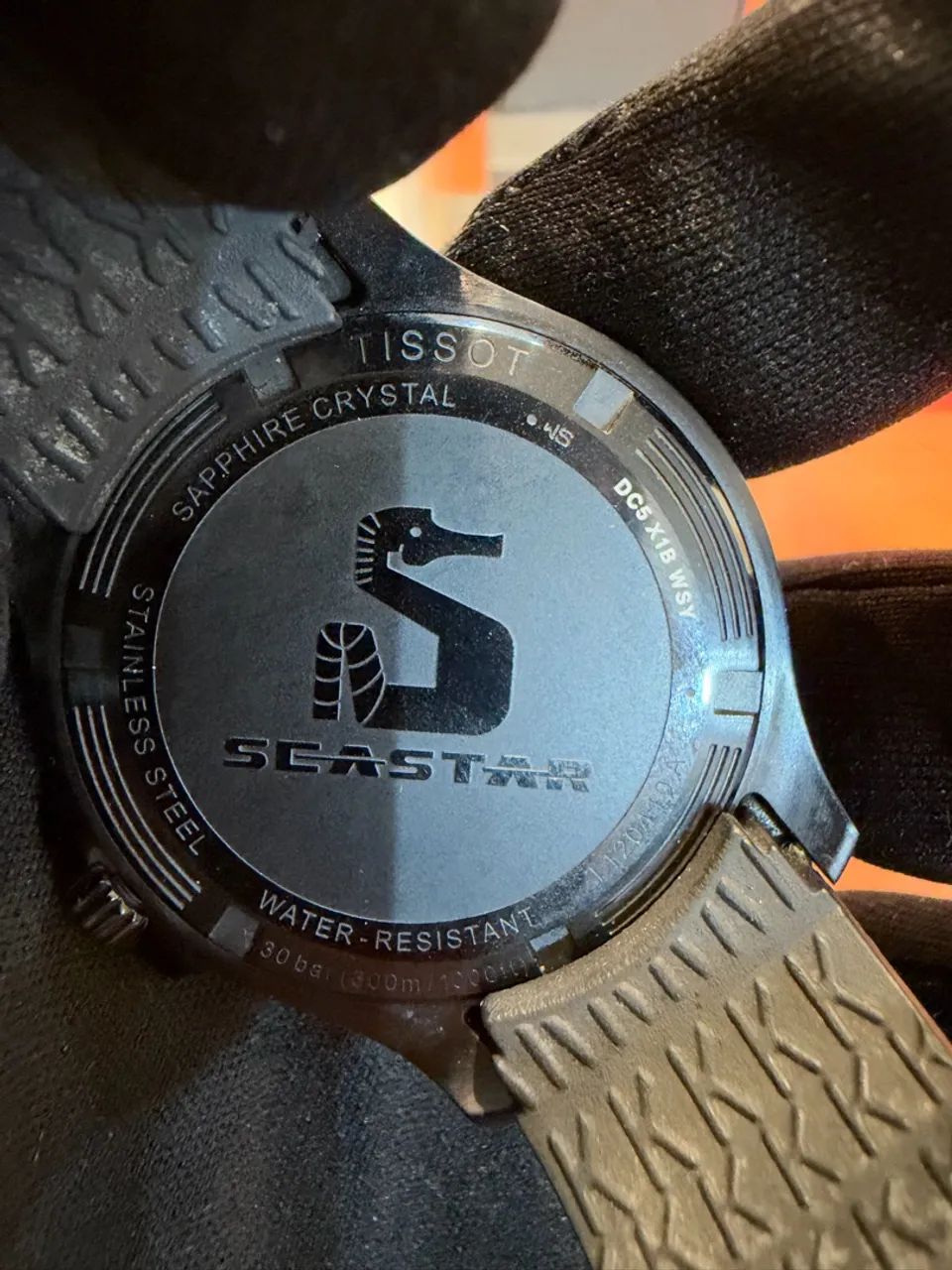 Relógio Tissot Seastar 1000 Quartz Suíço 40mm com duas pulseiras  - Foto 5