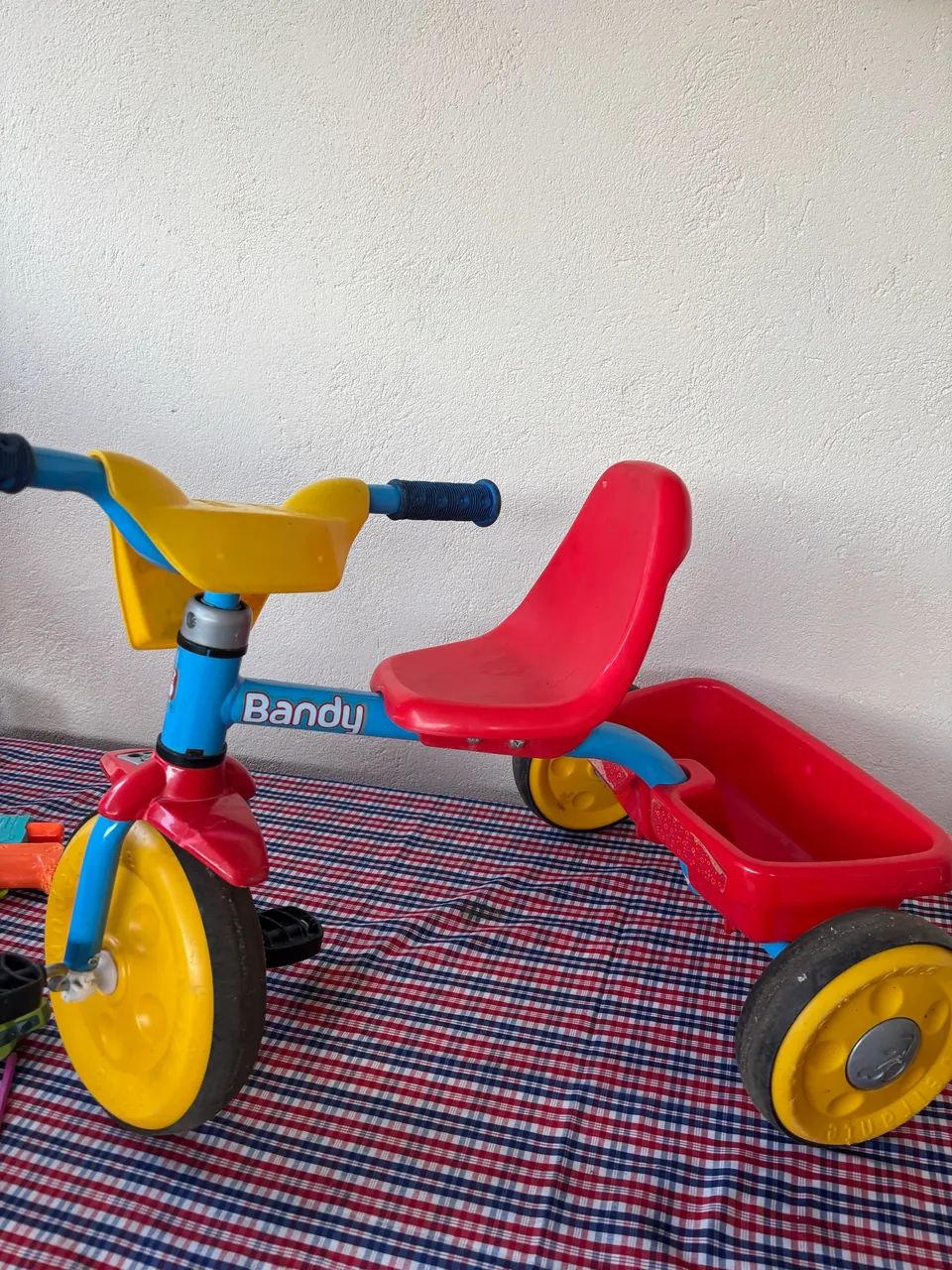 Vendo triciclo infantil  - Foto 3