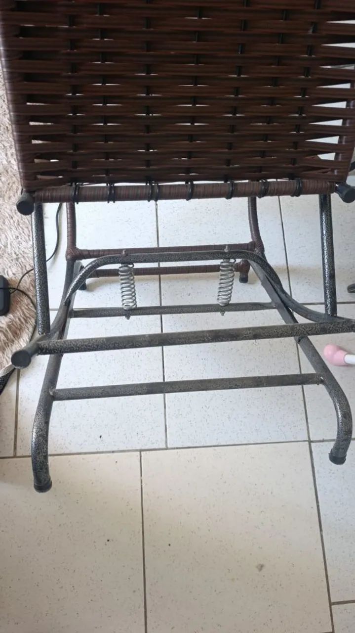 Vendo Cadeira de Balanço  - Foto 2