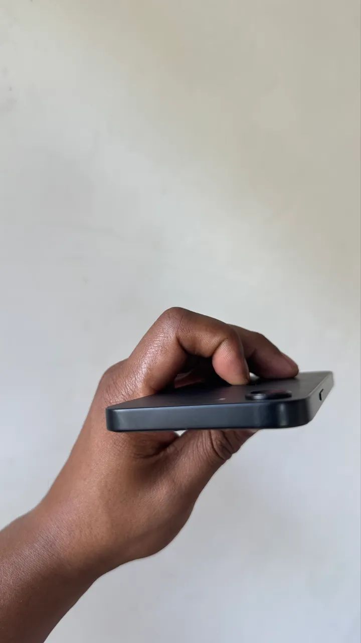 iphone 16e 256gb - garantia Apple - caixa + cabo - Foto 4