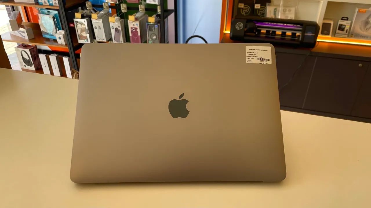 MACBOOK M1 PRO 2020 13P 256GB SSD/ 8 RAM GRAFITE 96W - Notebooks
