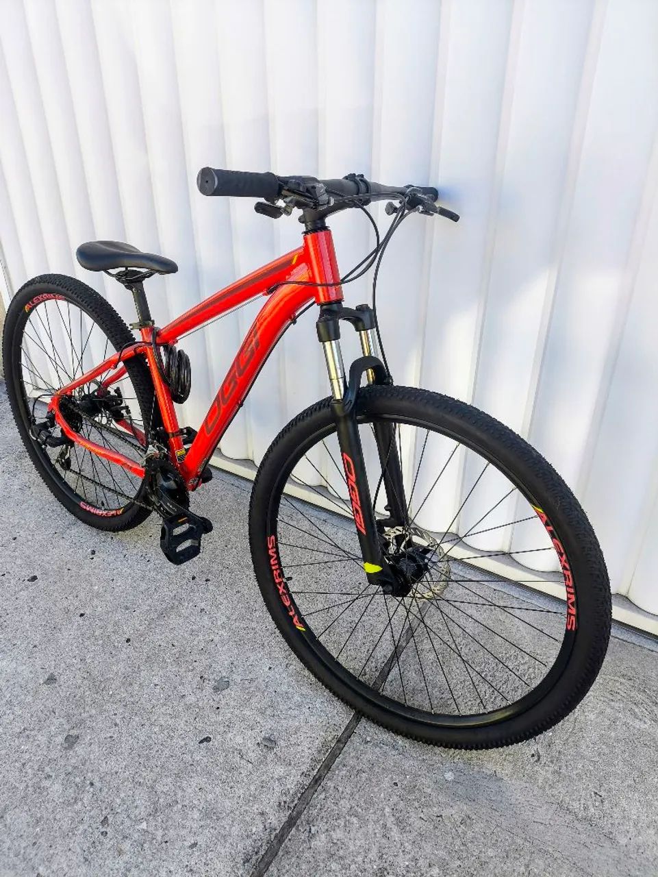 Bicicleta OGGI HACKER SPORT