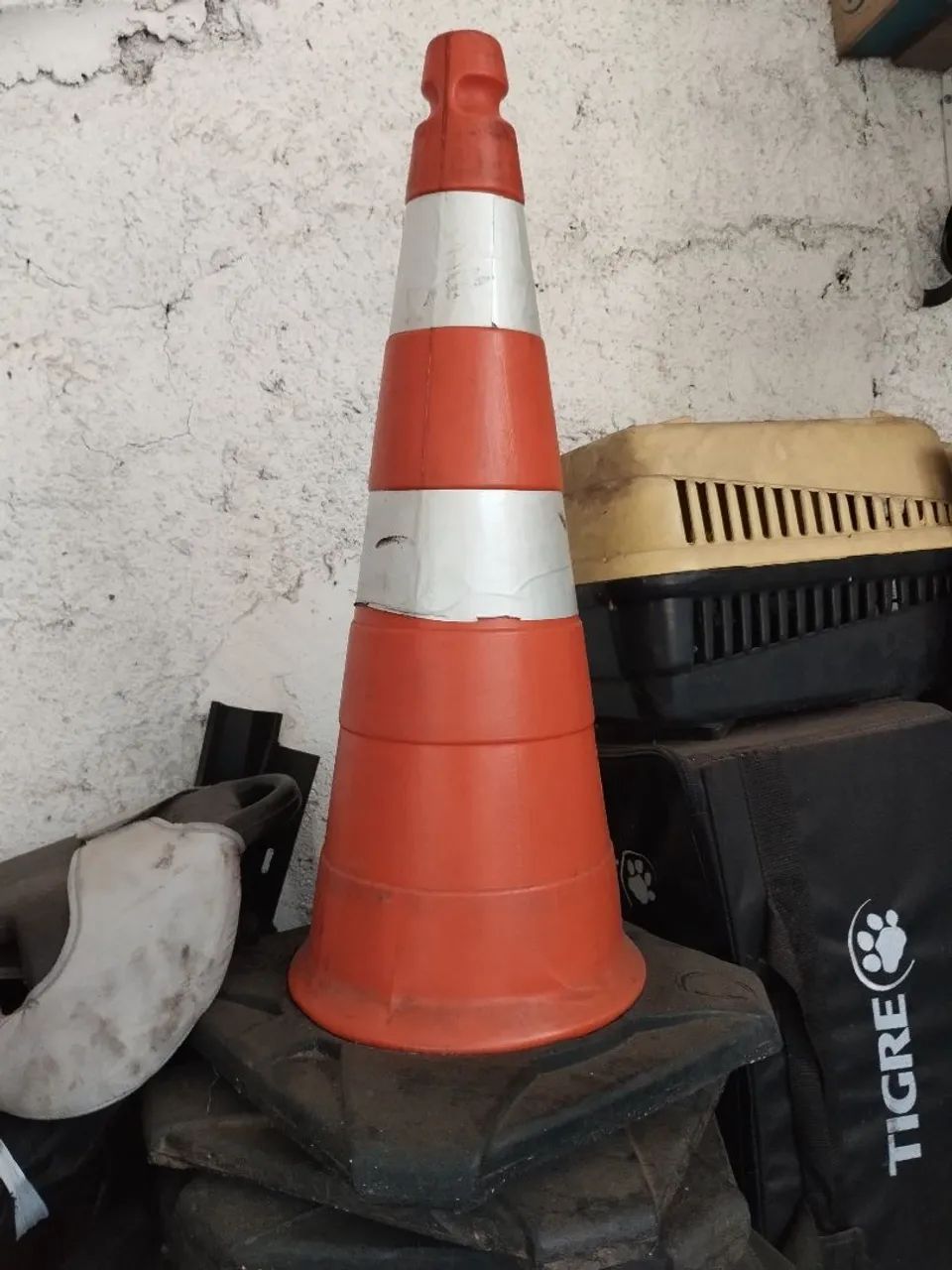 Cone refletivo, com base forte, profissional 