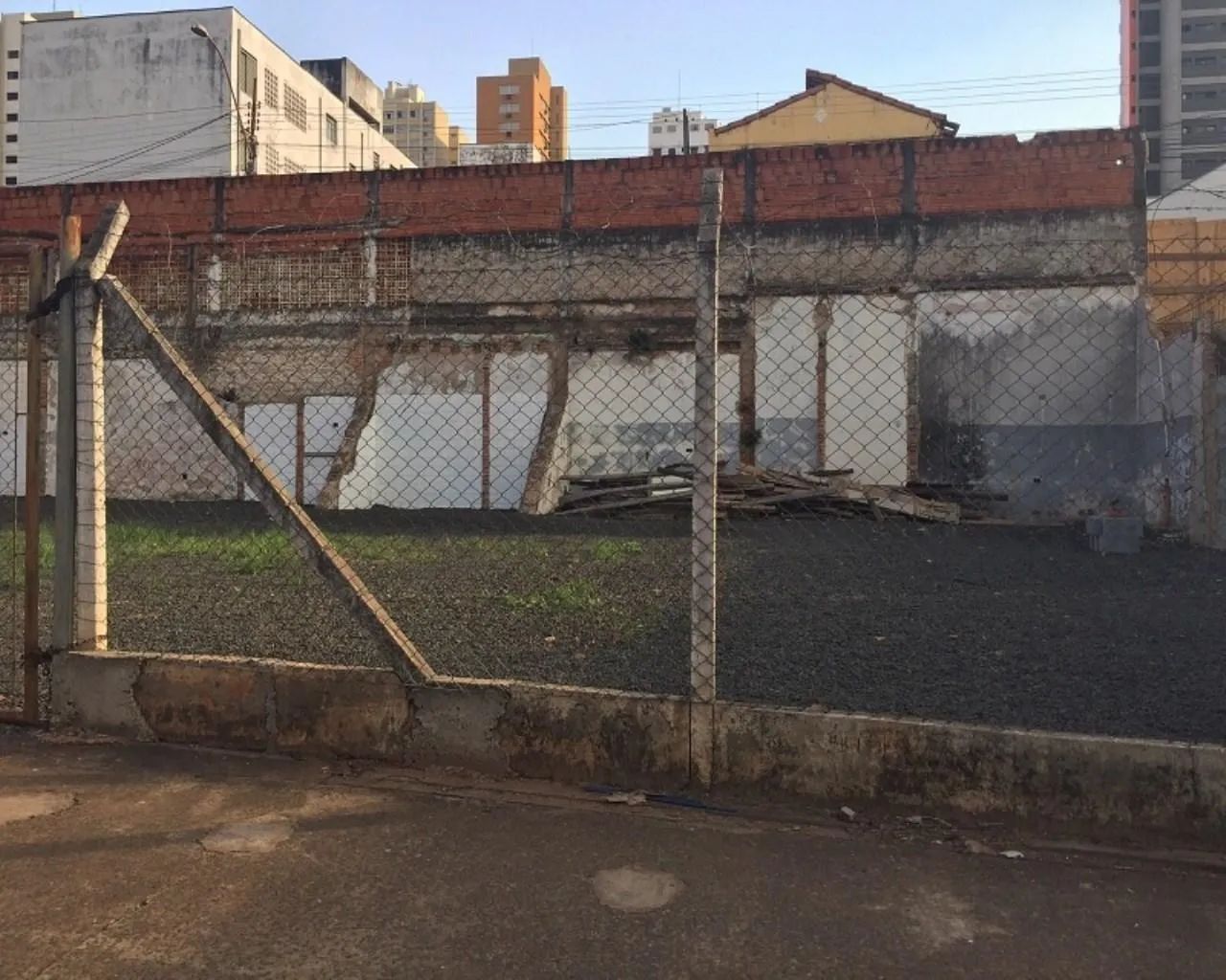 TERRENO COMERCIAL em Piracicaba - São Paulo, Centro - Foto 2