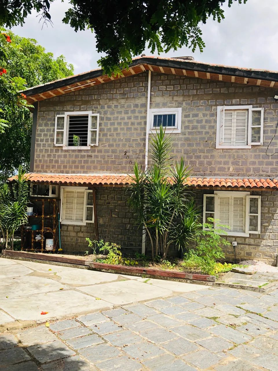 Kitnet Charmosa e Aconchegante em Rua Arborizada - Ambiente Tranquilo e Ventilado