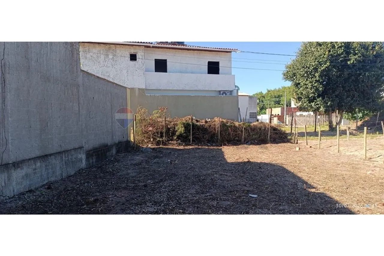 TERRENO PORTO DA RUA