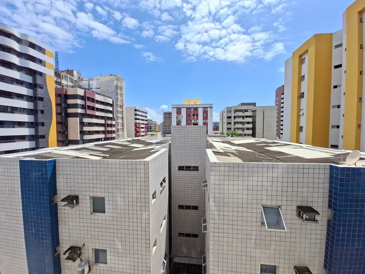 03 quartos sendo 02 suítes 4º do Vera Arruda em Jatiúca - Maceió - AL - Foto 4