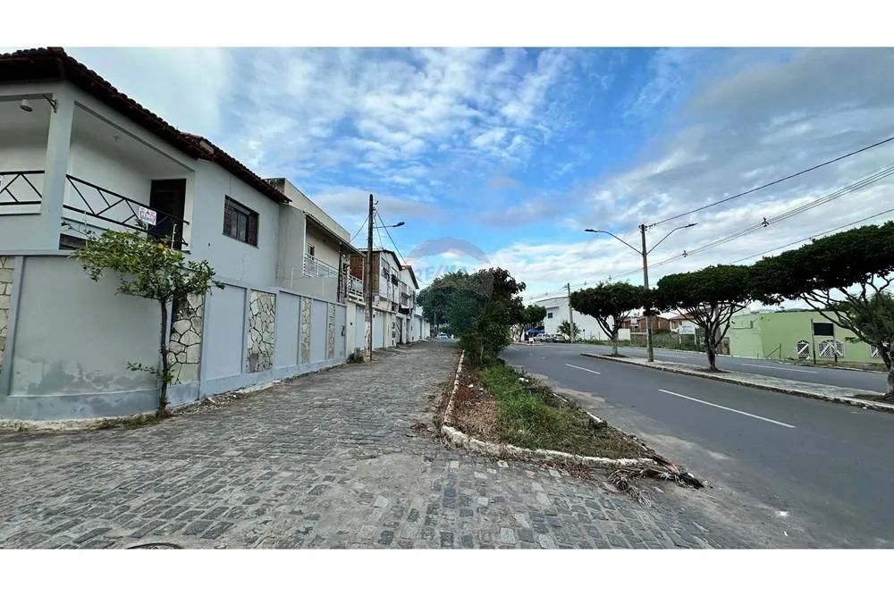 Jequiezinho: Casa 4 Quartos, Ótimo Preço! - Foto 2