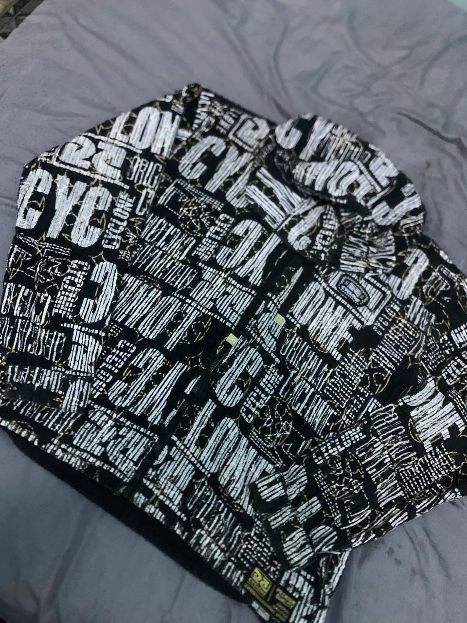 CYCLONE VELUDO  BACK LETTERS