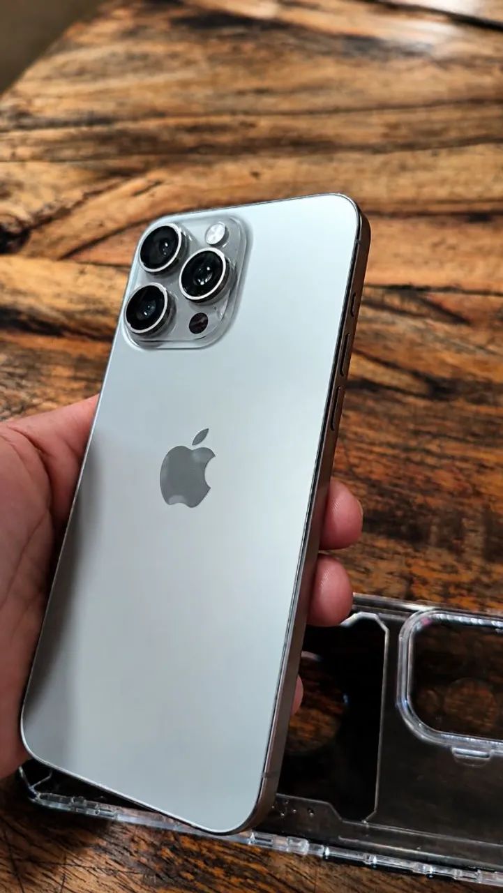 iPhone 15 pro Max  - Foto 2