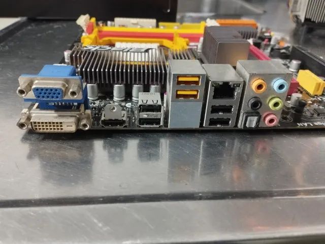 Placa Mae ECS A880GM-M8+Phenom X4 Black Edition - Foto 3