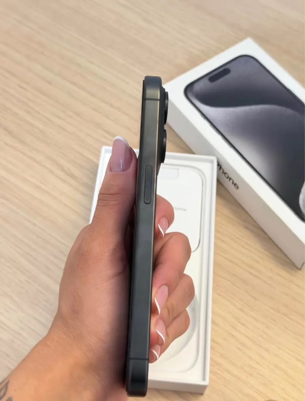 IPHONE 15 PRO - Foto 3