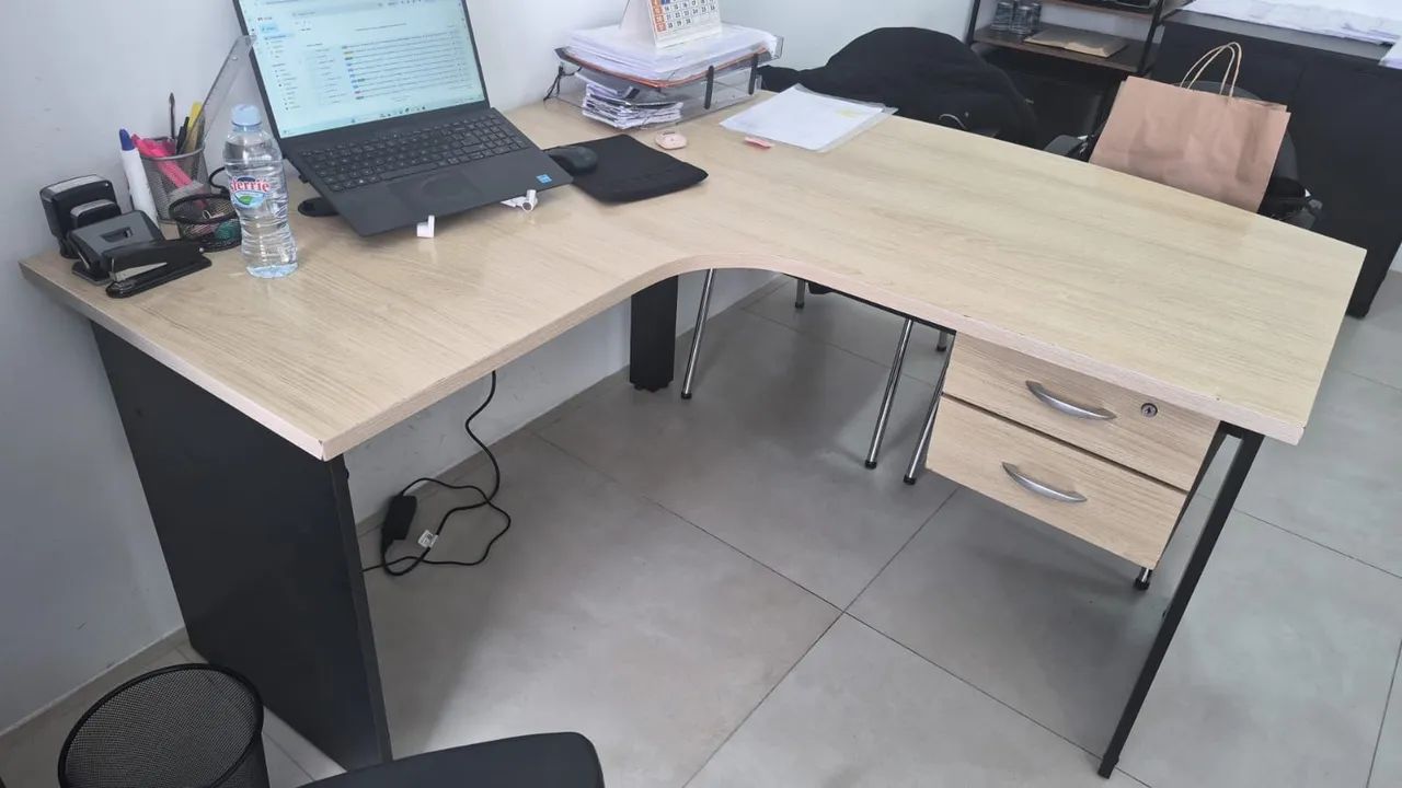Mesa e cadeiras - Foto 2