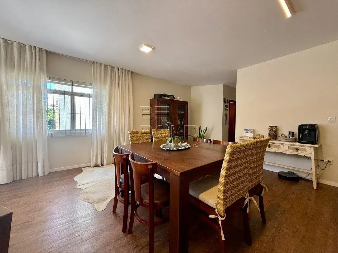 Apartamento amplo com 147m² em Coqueiros - Foto 3