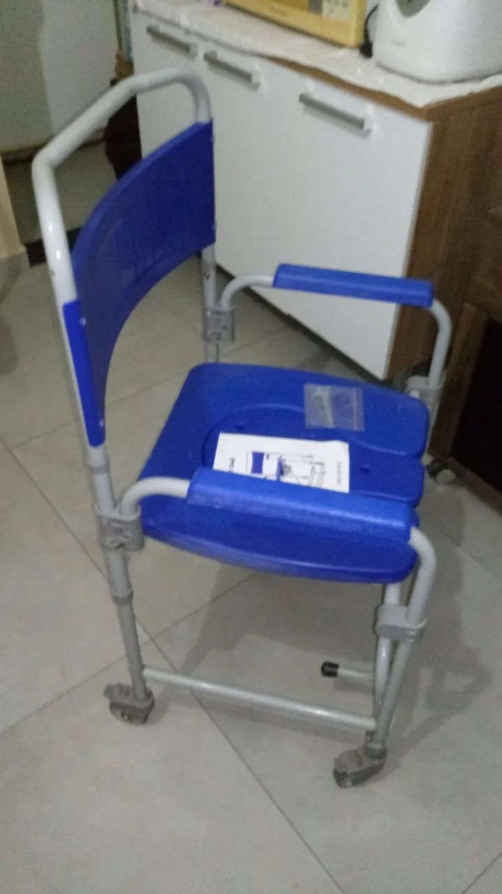 Cadeira de banho Dellamed D45