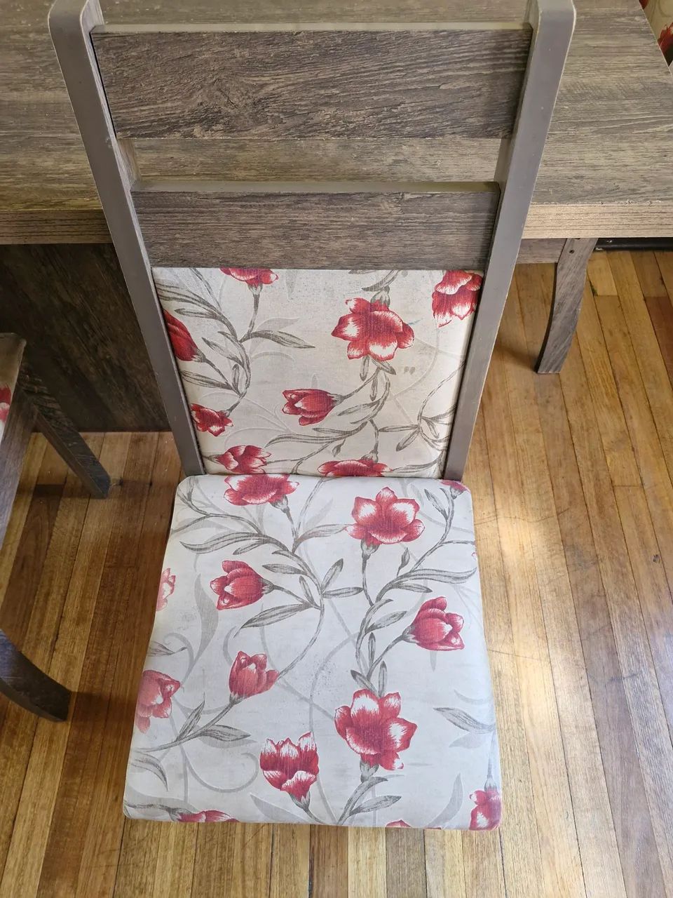 Mesa com 4 cadeiras - Foto 5