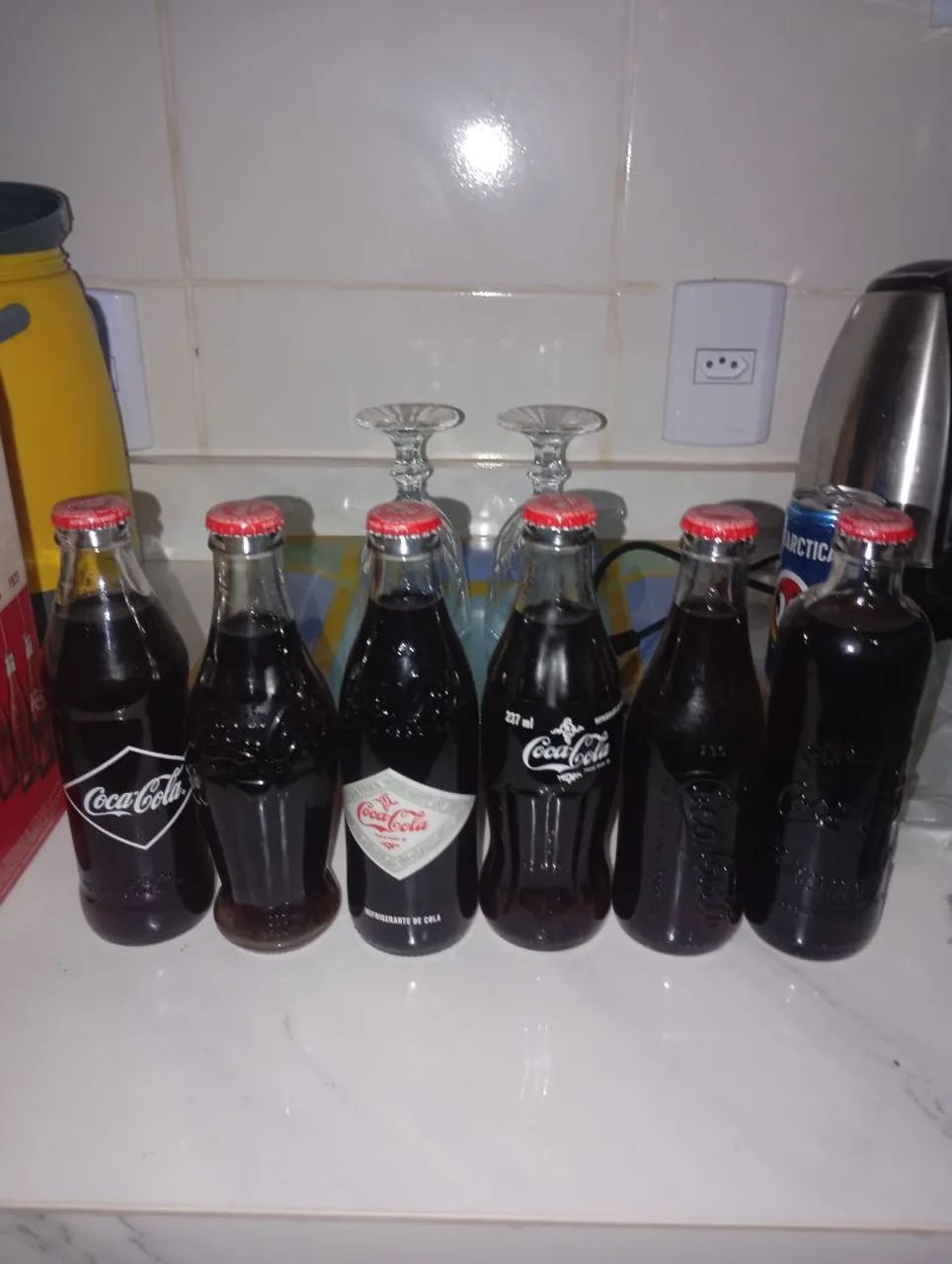 Coleção de garrafas de coca cola retro lacradas  - Foto 2