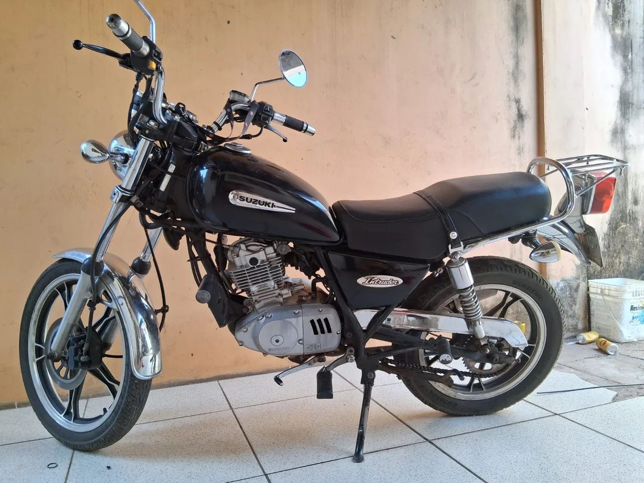 Intruder 125 - Foto 3