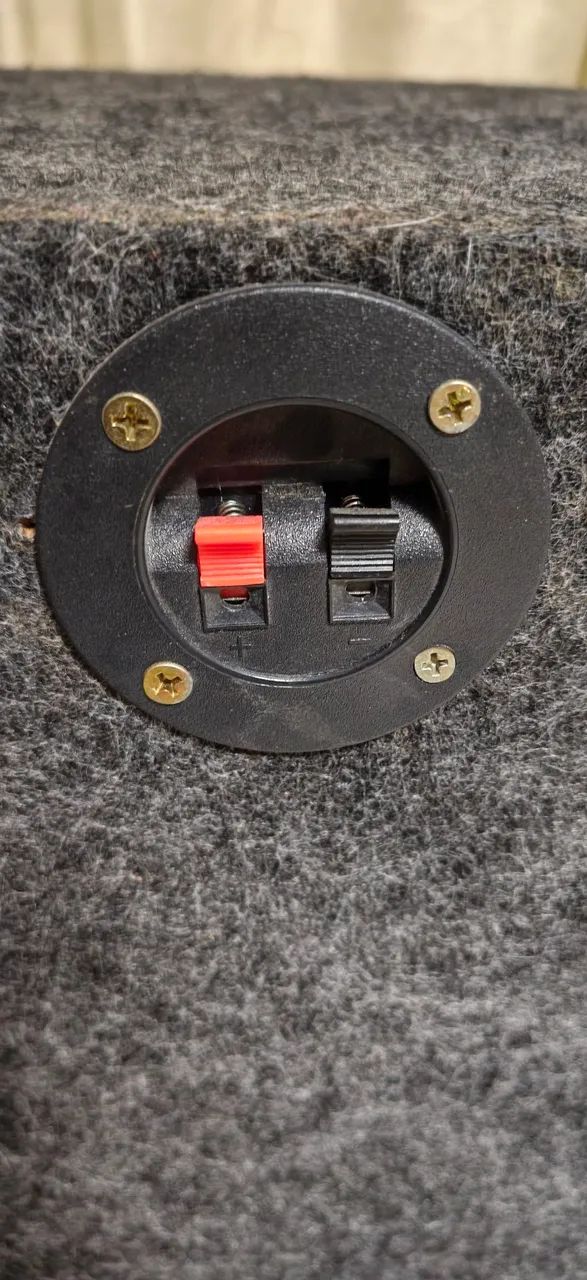 Caixa de grave de 12 polegadas JBL - Foto 2