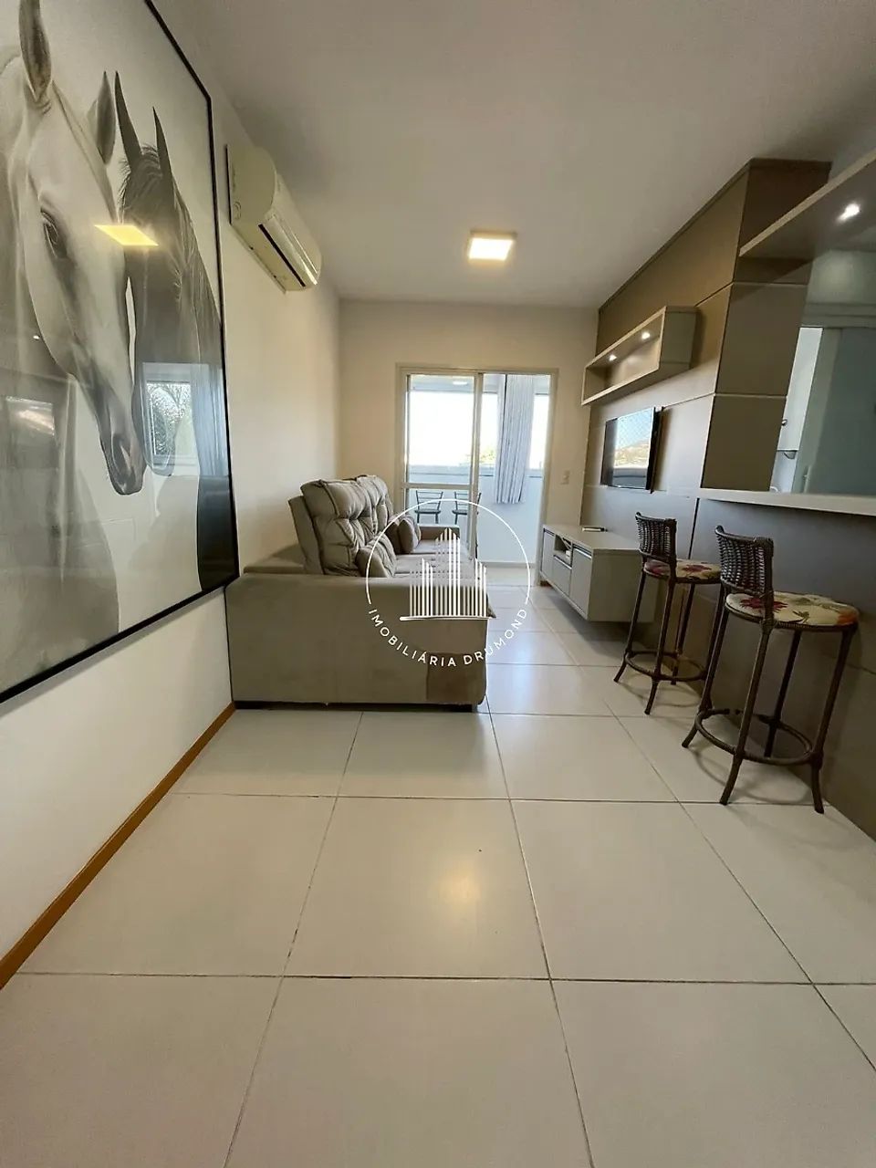 Apartamento 2 Quartos com 1 Suíte e 72m² - Areias