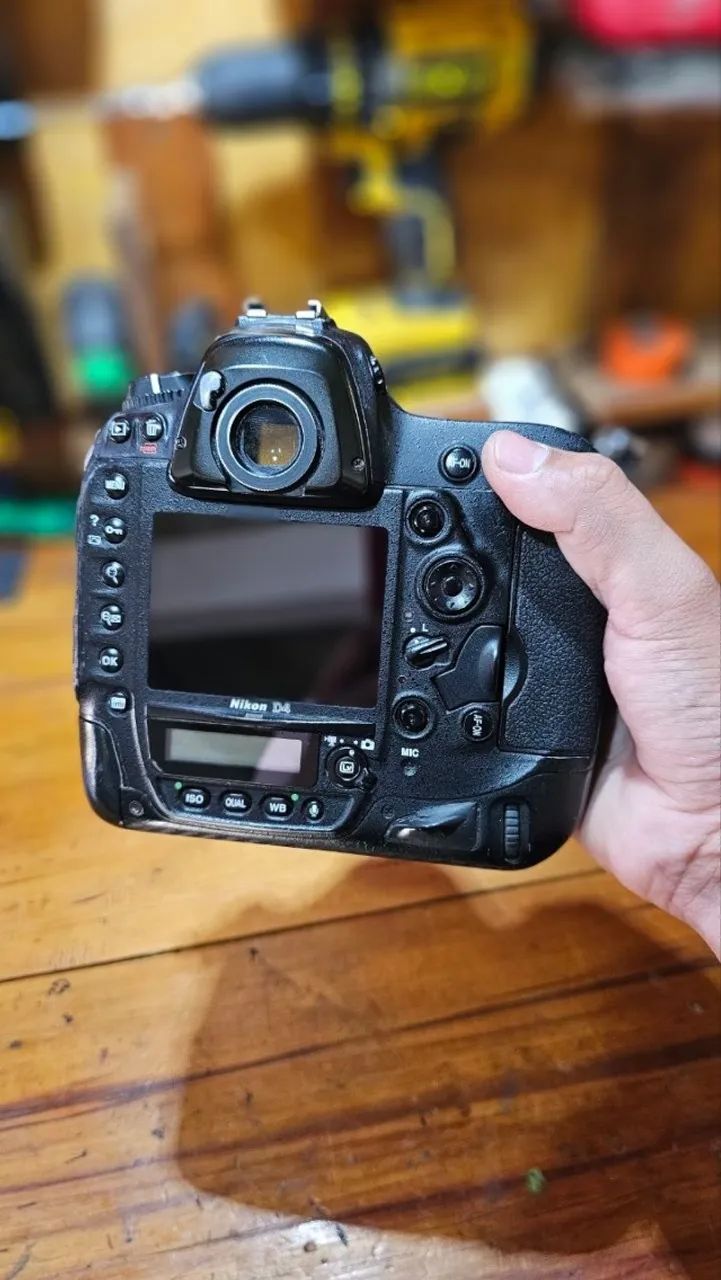 Camera Nikon D4 Fullframe - Foto 2