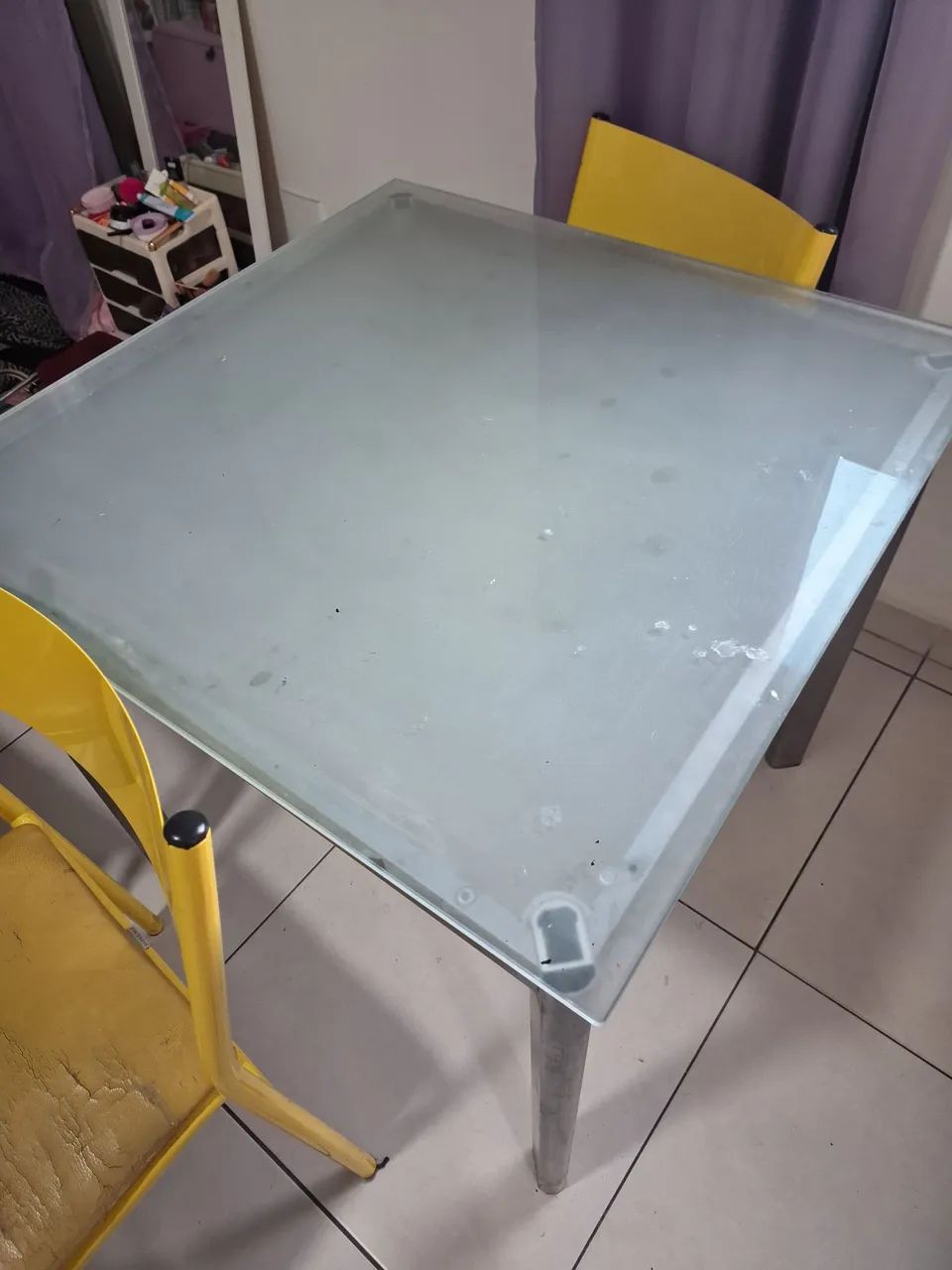 Mesa de 4 lugares + cadeiras - Foto 2