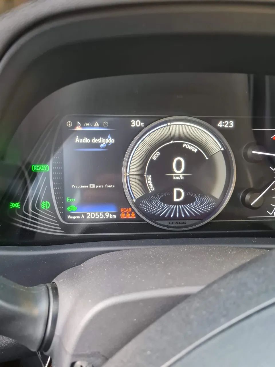 Lexus UX-250h Dynamic 2.0 16V Aut.(hybrid), foto 9 de 10