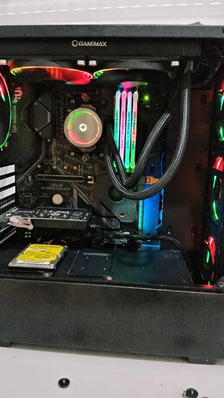 CPU Ryzen 7 32GB RAM