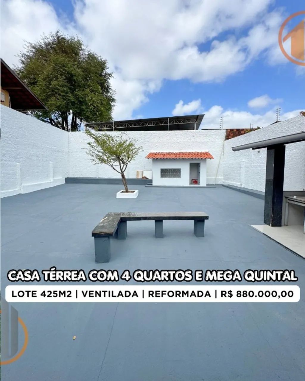 Casa com Quintal Grande e 4 Quartos