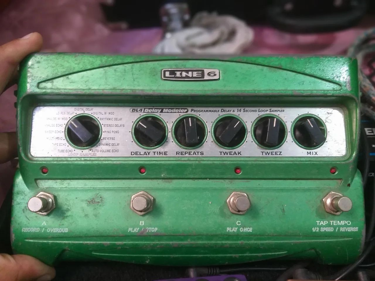 Line 6 DL4 delay + echo