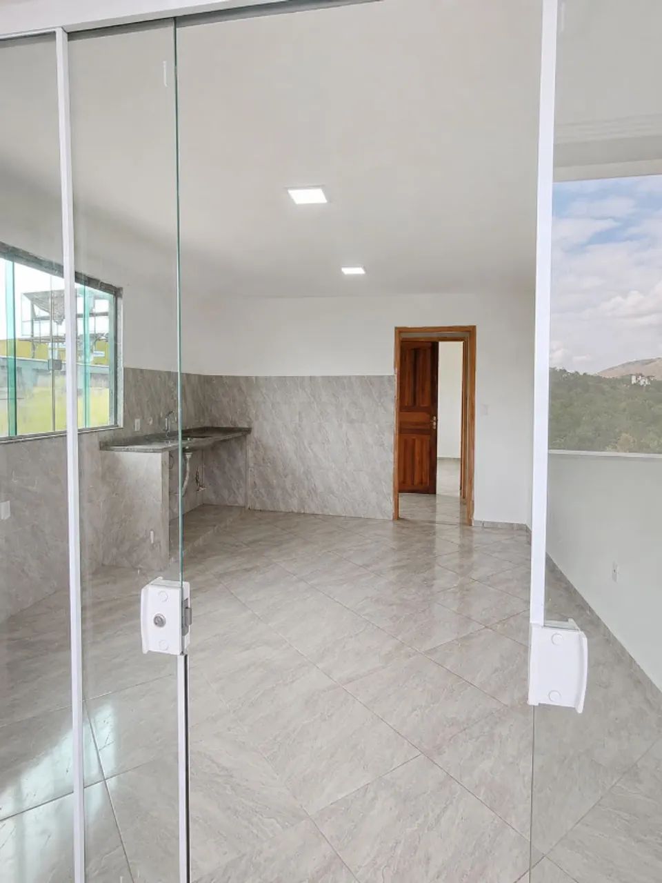 Apartamento com 02 quartos no bairro Vila Nova em Nova Iguaçu