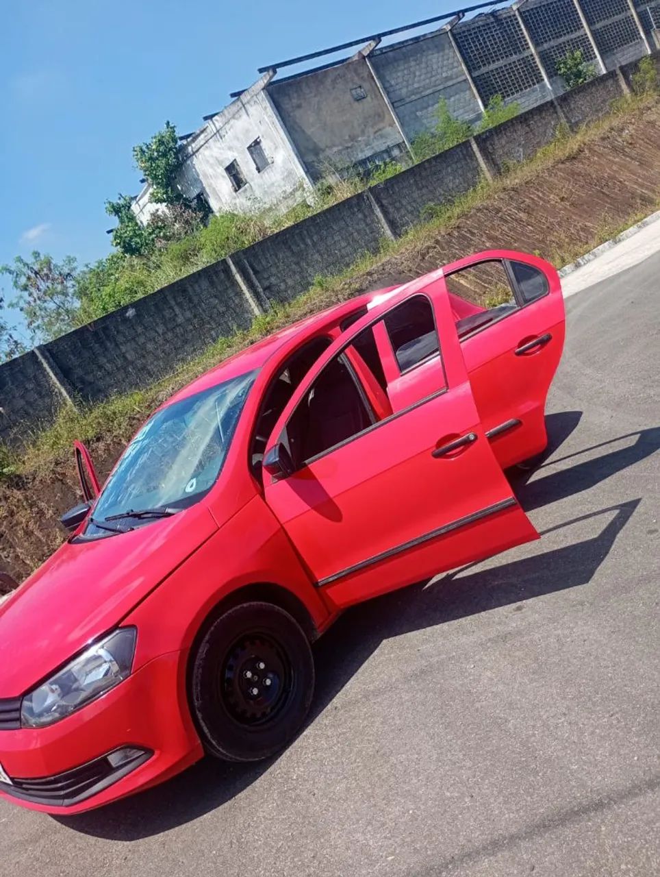 Volkswagen Gol Gol (novo) 1.0 Mi Total Flex 8V 4p 2013