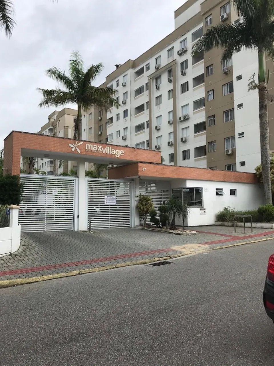 Apto em São José - 2 quartos vaga coberta e homebox -  em frente ao Continente Shopping - Foto 2