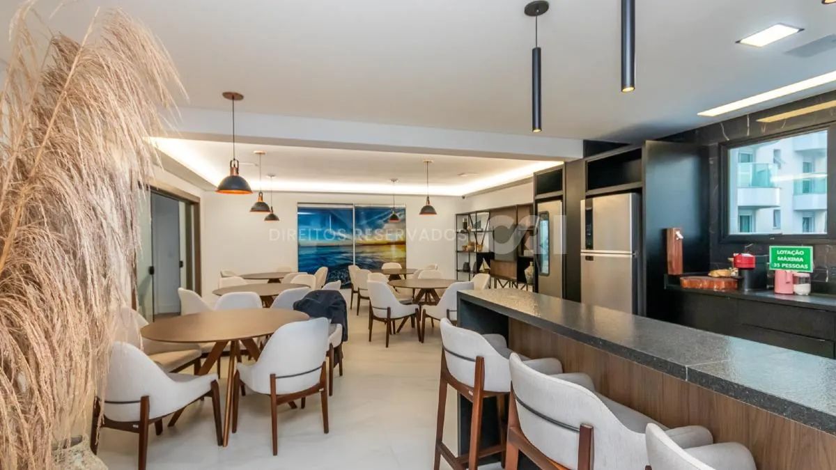 Cobertura com 369m² com 4 suítes no edifício Brava Center na Praia Brava em Itajaí - Foto 2