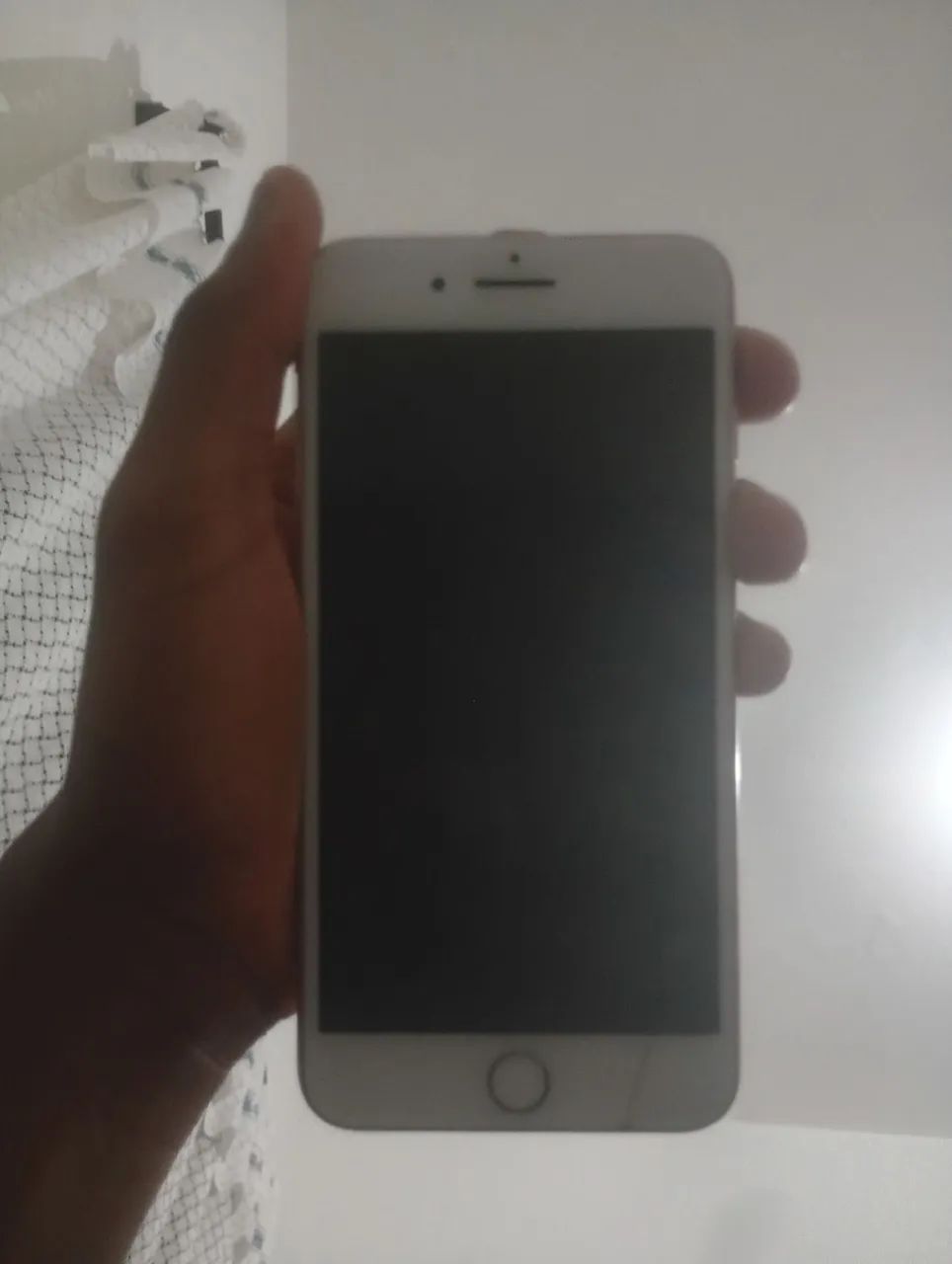 iPhone 7 Plus 64GB com Defeito - Wi-Fi e iCloud