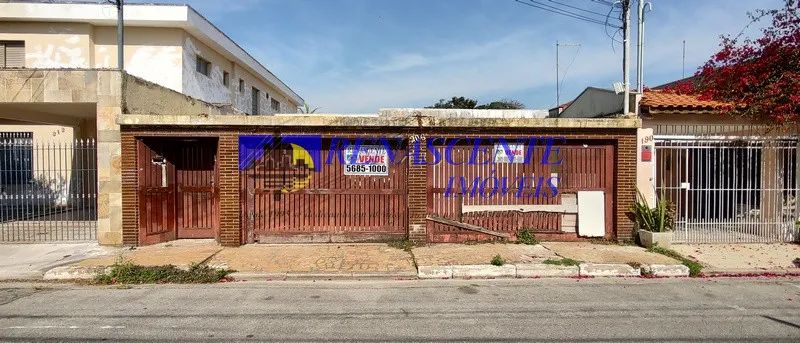 Terreno a venda em rua plana