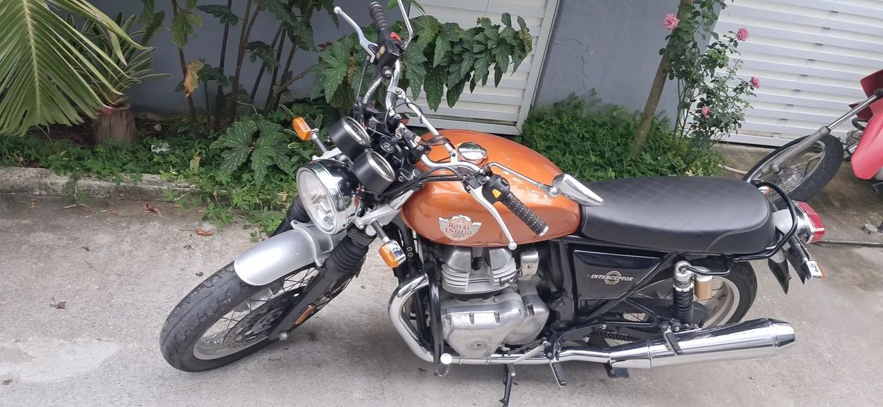 INTERCEPTOR 650 LINDA