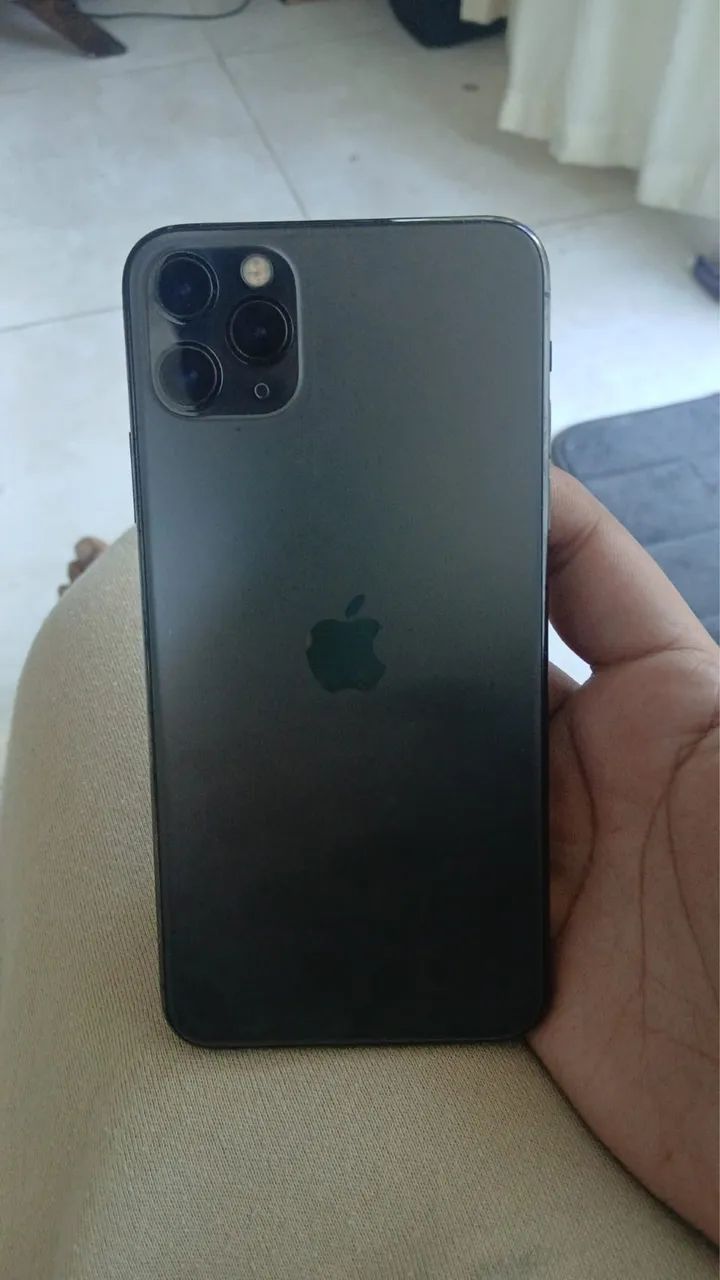 iPhone 11 Pro Max  - Foto 2