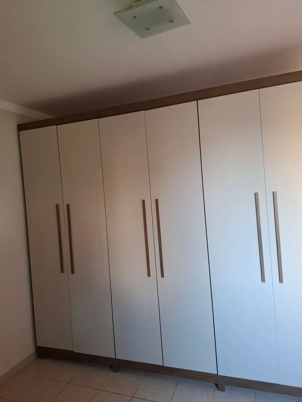 Guarda roupa casal 