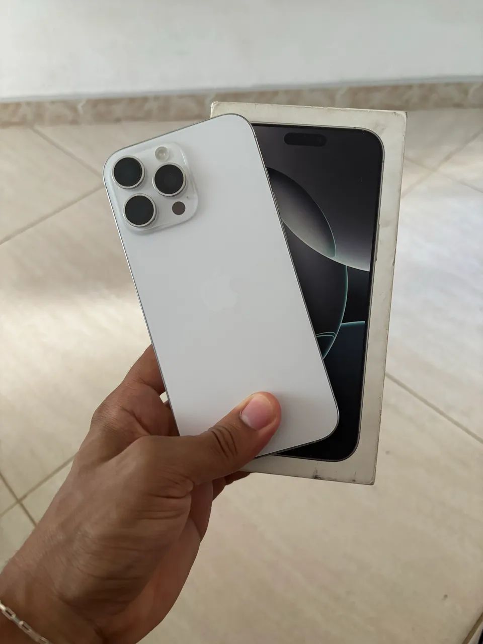 iPhone 16 Pro Max 256GB - Foto 4